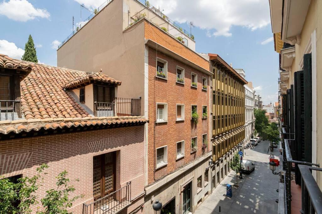 Flat In Barrio De Las Letras / Cervantes20 Madrid Esterno foto