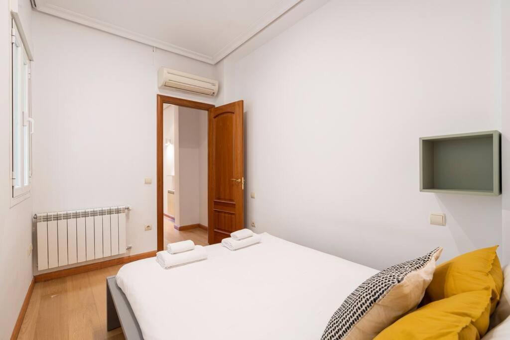 Flat In Barrio De Las Letras / Cervantes20 Madrid Esterno foto